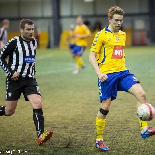 310274_10201036217936637_295862867_n