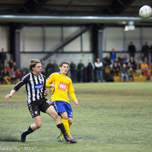 942639_10201036219336672_982960560_n