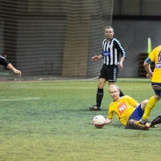 946451_10201036217056615_45076037_n