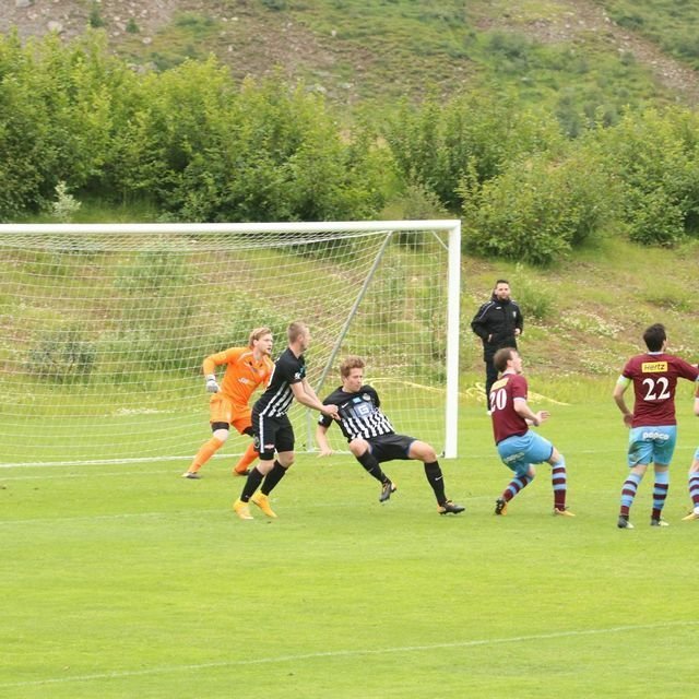 37169875_1974218429278818_2810559064436637696_o