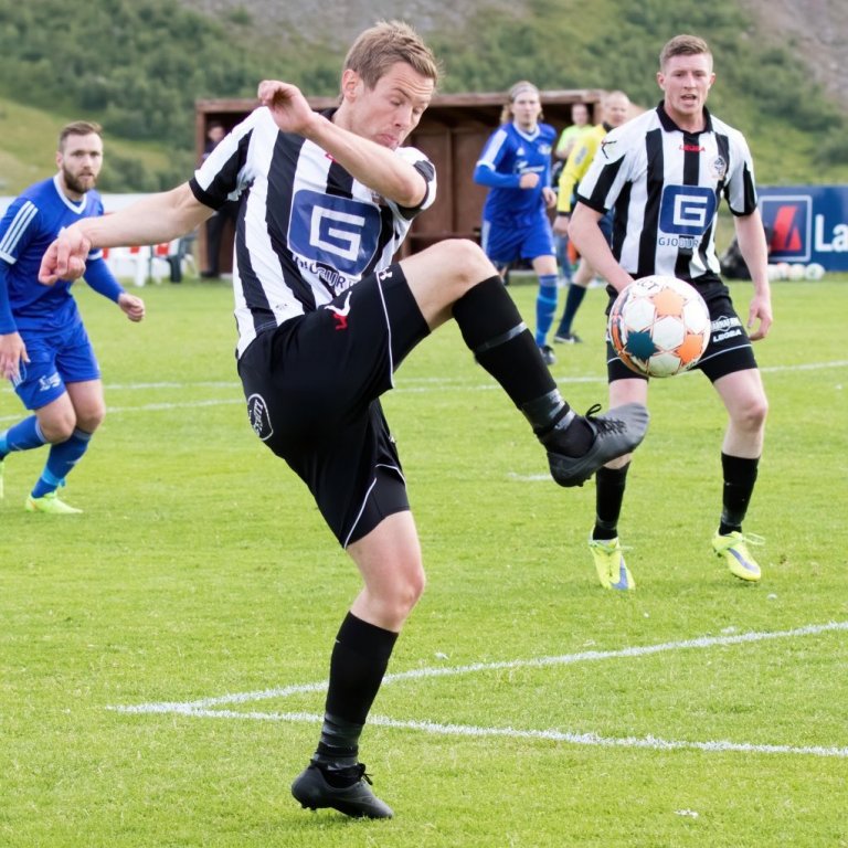 maggni_vidirg_3deild_2015_saevar-113-denoise-denoise