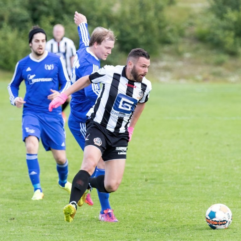 maggni_vidirg_3deild_2015_saevar-134-denoise-denoise