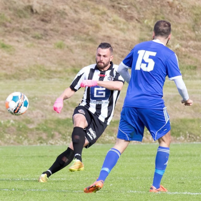 maggni_vidirg_3deild_2015_saevar-85-denoise-denoise