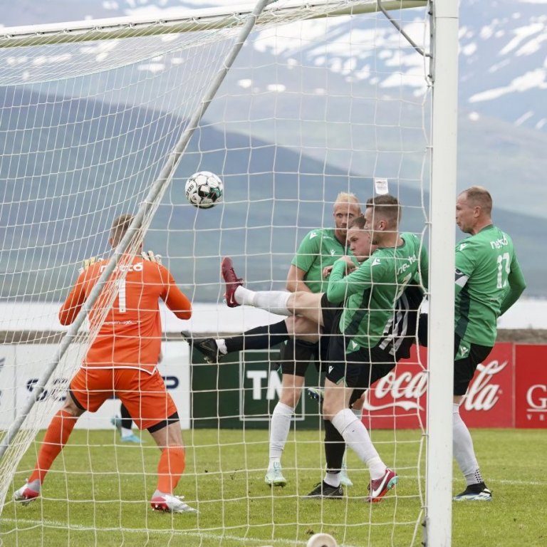 magni_njardvik_2022_saevar-34