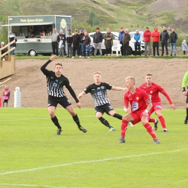 35242162_1927496877284307_6195925975897735168_o