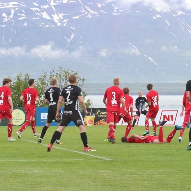 35283660_1927497750617553_5741378561781006336_o