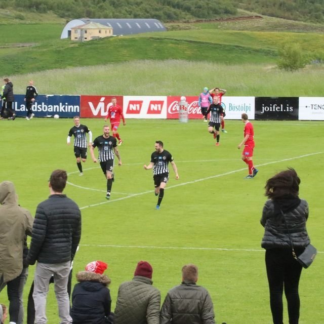 35287124_1927500707283924_4717140535129669632_o