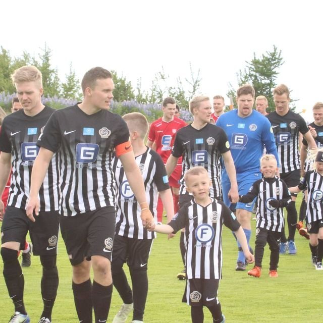 35330718_1927491793951482_6392436522284482560_o