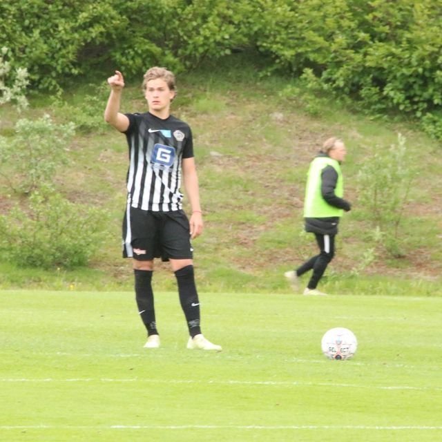 35394201_1927500947283900_4598966253736951808_o