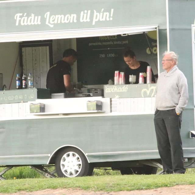 35400862_1927497583950903_134633528078893056_o