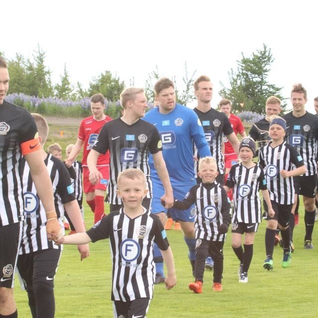 35433407_1927491613951500_3818529657641238528_o