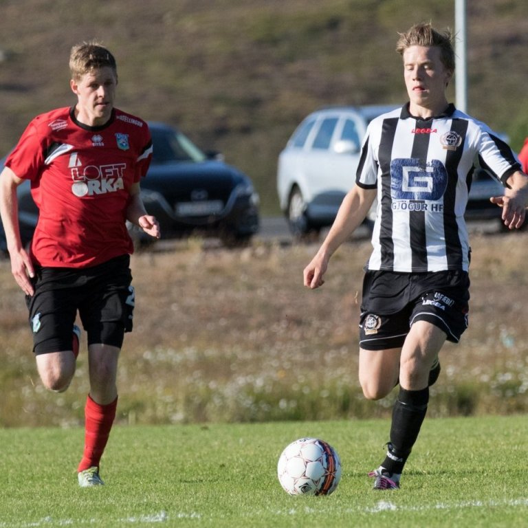 magni_afturelding_2deild_saevar-13