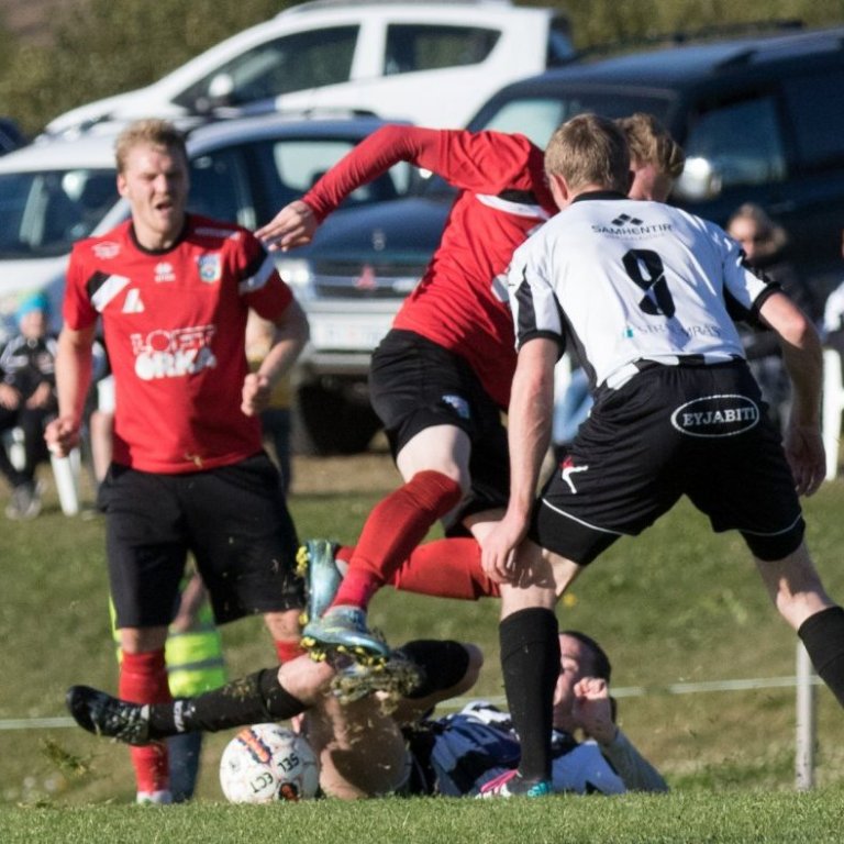 magni_afturelding_2deild_saevar-32