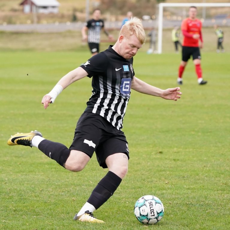 magni_kari_2021_saevar-12-of-86-denoise-standard