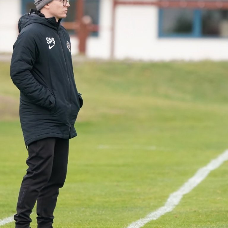 magni_kari_2021_saevar-33-of-86-denoise-standard