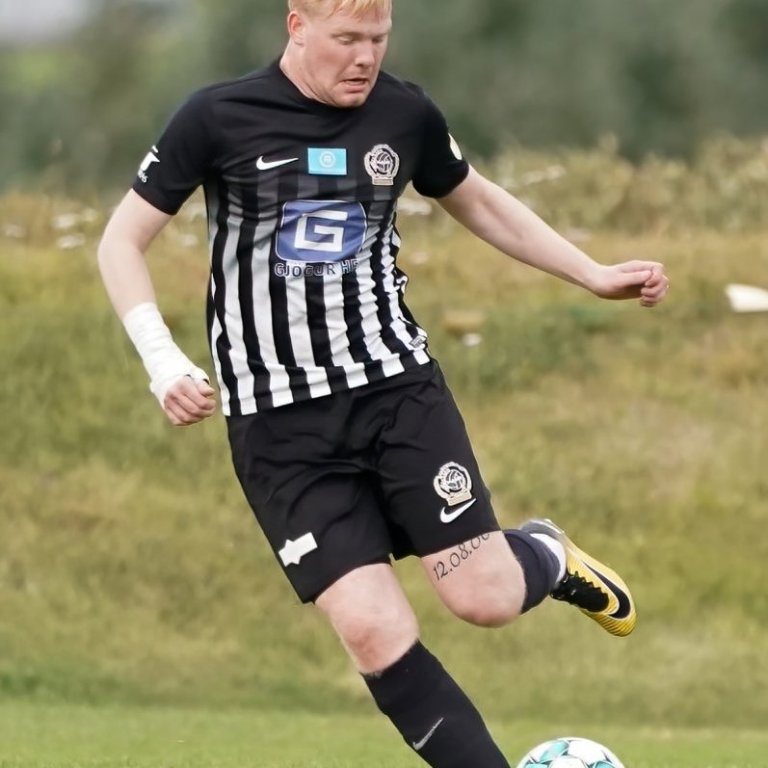 magni_kari_2021_saevar-40-of-86-denoise-standard