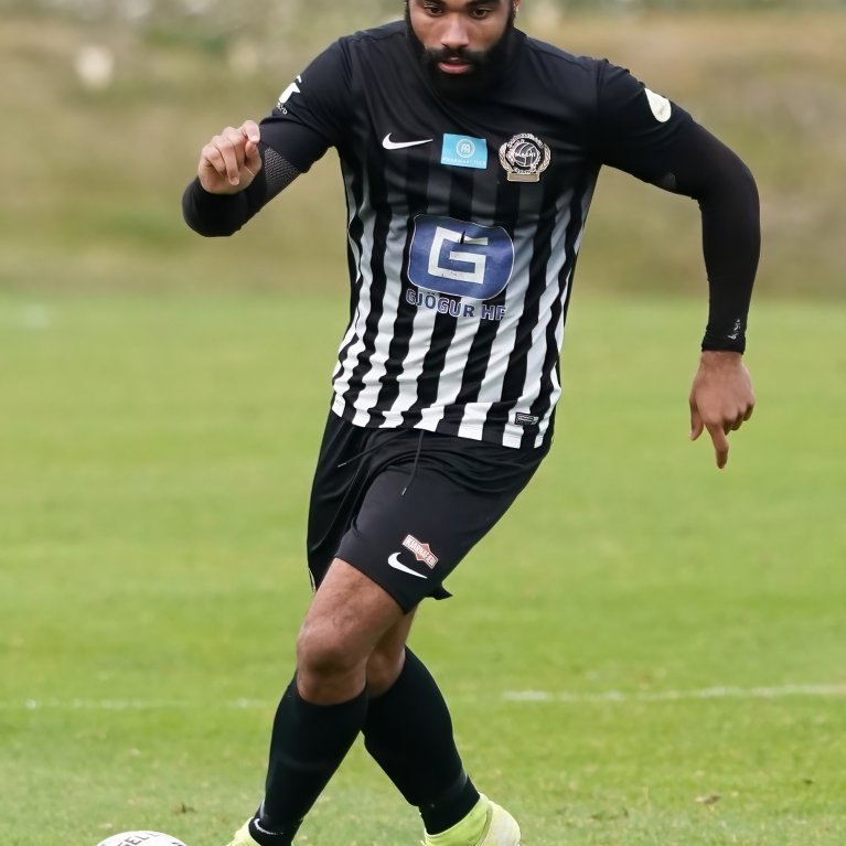 magni_kari_2021_saevar-54-of-86-denoise-standard