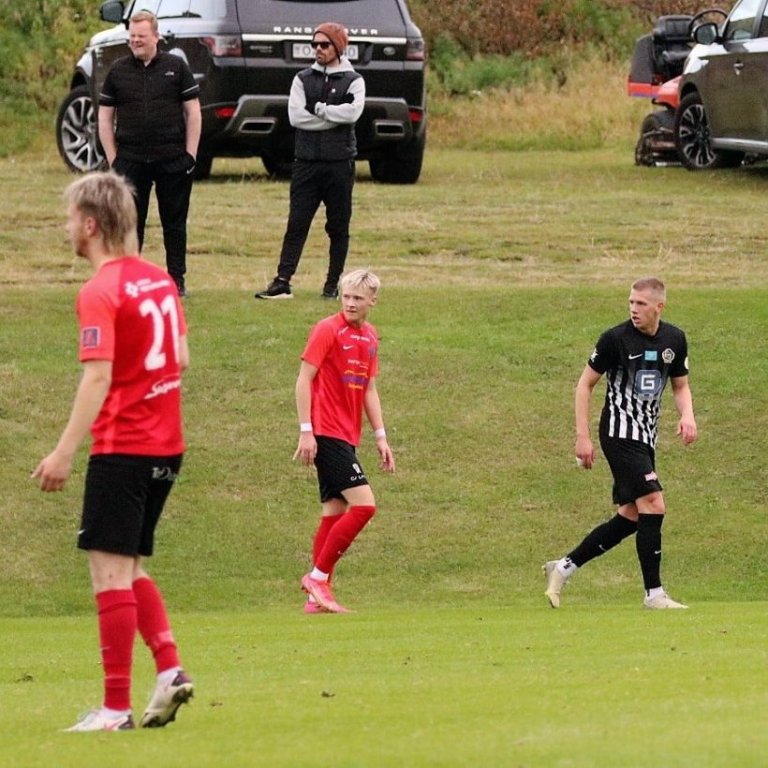 242506737_4687898217910812_1576946422503085118_n