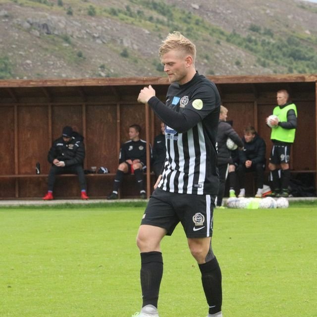 38836902_2018037304896930_878784977737613312_o