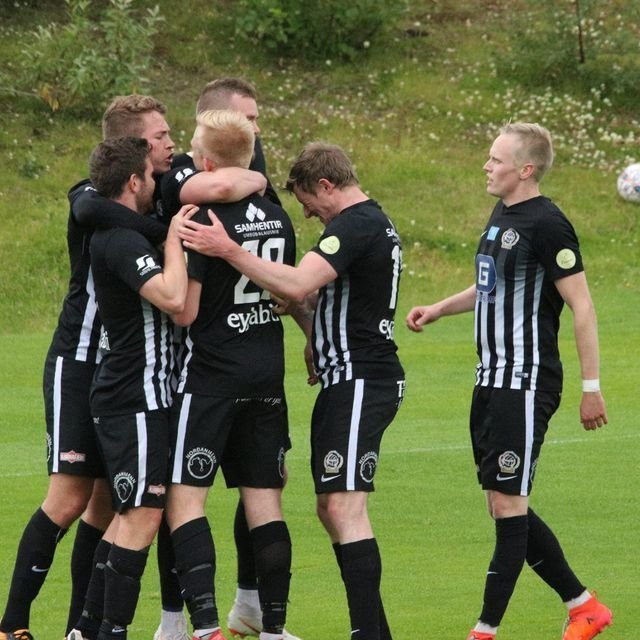 38928883_2018051064895554_1909639371443666944_o