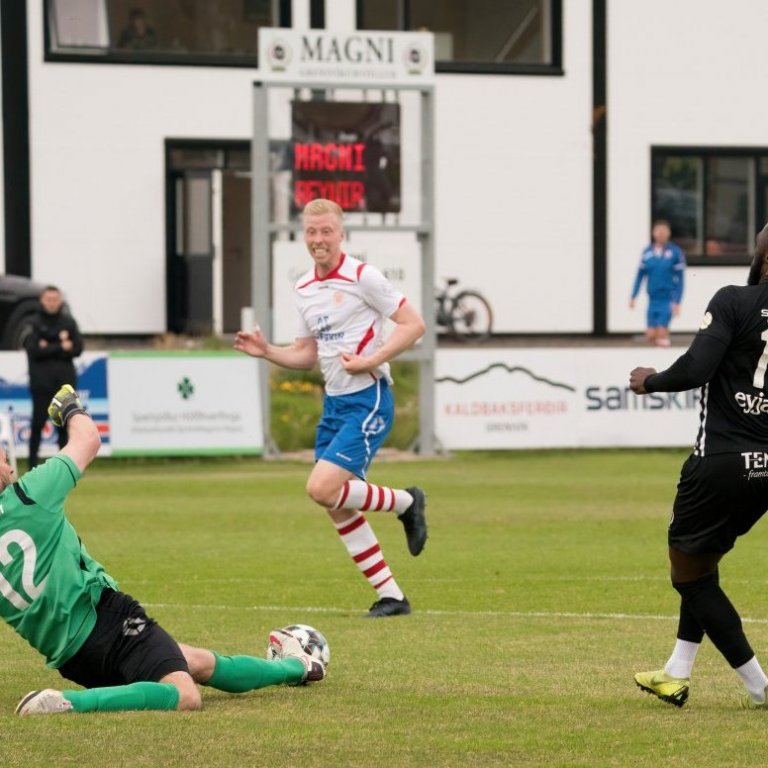 magni_reynirs_20021_saevar-30-denoise-severe-noise