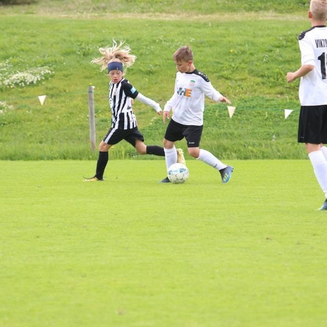 36961568_1969011566466171_1746409465776701440_o