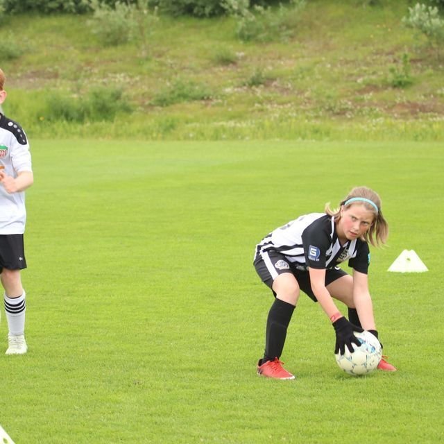 36976849_1969011866466141_360331890525208576_o