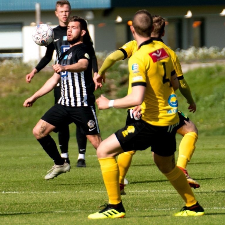 Ólafur Aron Pétursson