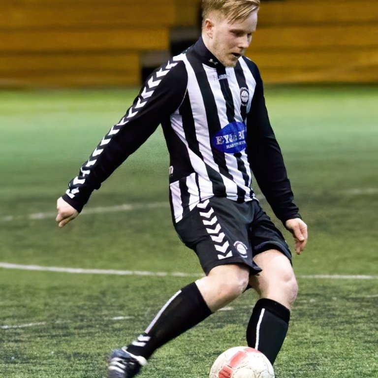 kf_magni_lengju_2014_saevar-45-of-58-denoise-denoise