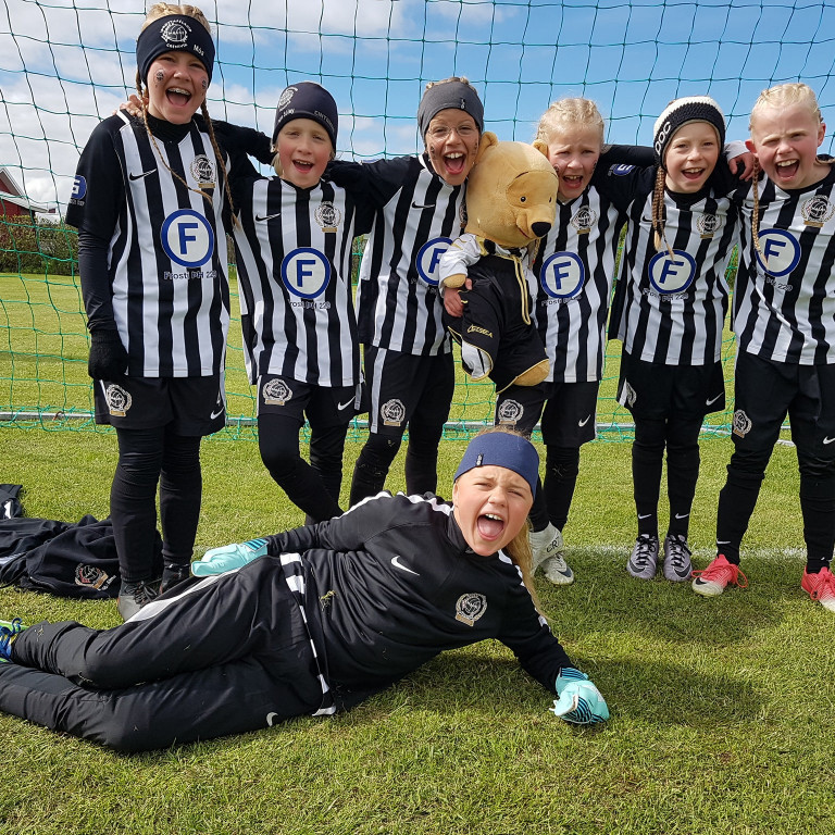 35430794_10216641553137035_1526510387216777216_o