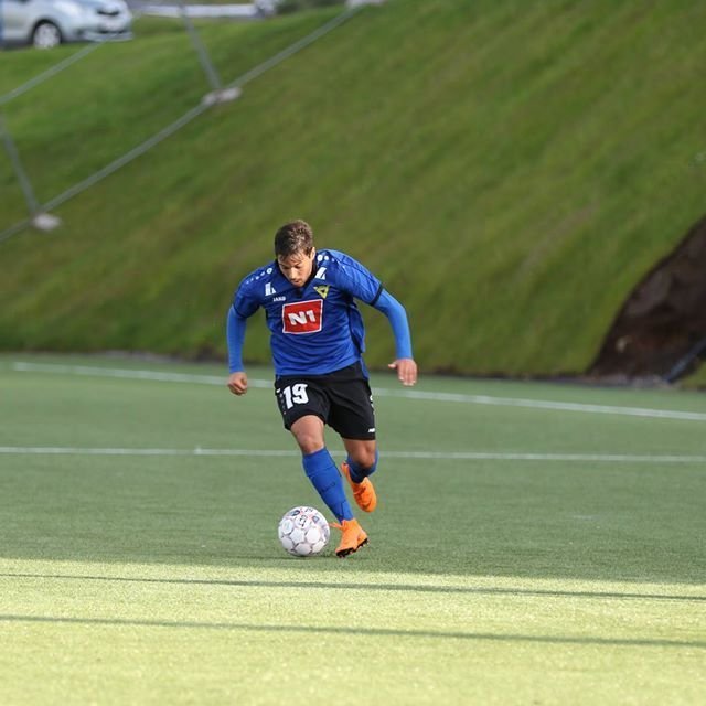 38187158_2190883704476984_2466056632363122688_o