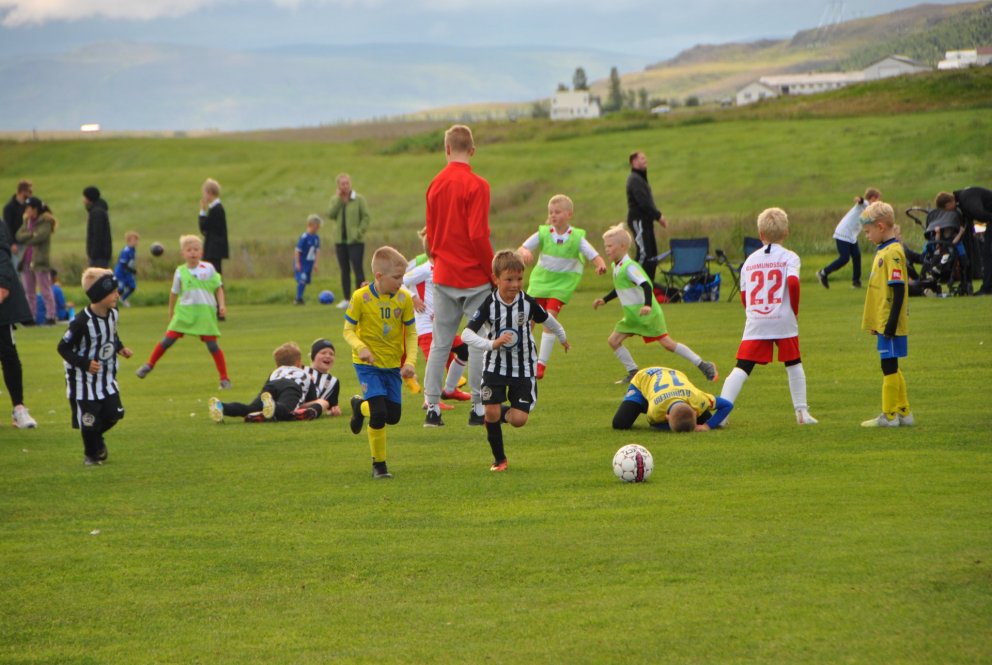 Fimmtudagsæfing og leikur gegn Einherja/UMFL