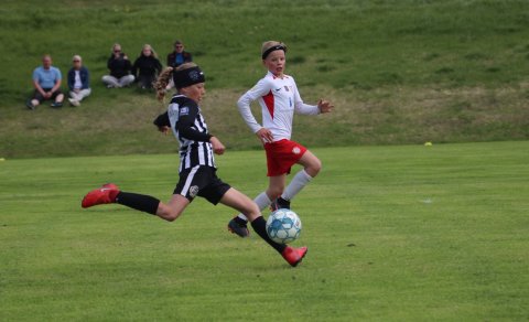 Æfing á morgun og Íslandsmótsleikir á mánudag