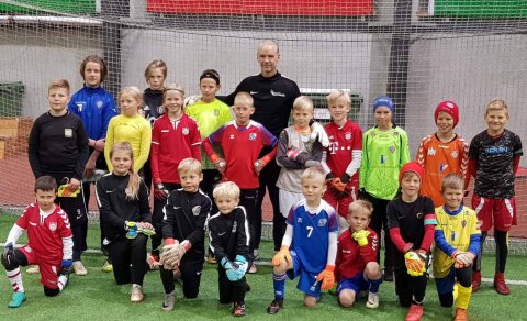 Efri röð: Jóhann fyrstur frá vinstri - Neðri röð: Bríet önnur frá vinstri, Tryggvi þriðji, Ari fjórð…