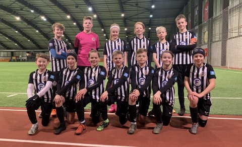 Efri röð f.v.: Olgeir Máni, Jóhann Kári, Móeiður Alma, Rúnar Haukur, Tryggvi Hrafn og Birgir Húni.
…