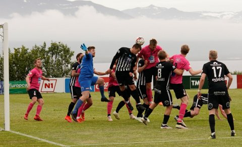 Æfingar og Strandarmót